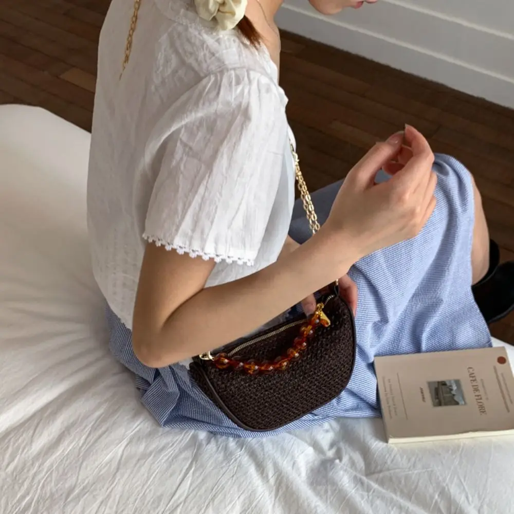 

Large Capacity Grass Weave Handbag Fashion Handmade Metal Chain Crossbody Bag Beads Handle Vacation Style Summer Beach Handbag