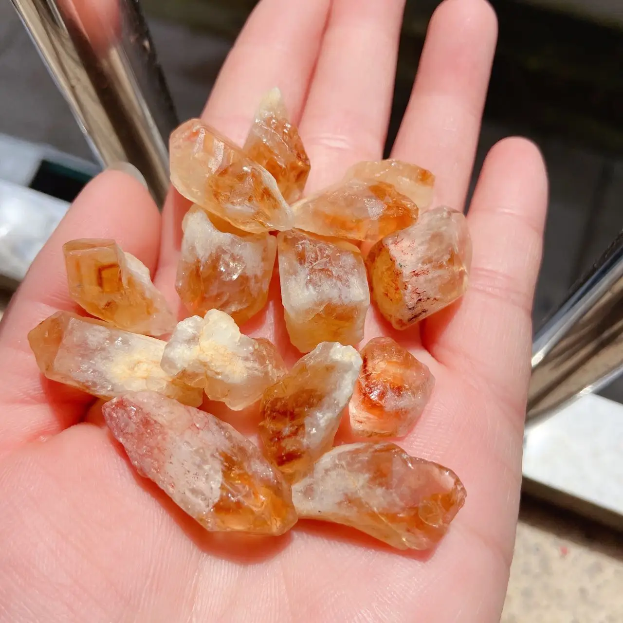 1000g/bag High Quality Natural Brazilian citrine Crystal stone topaz gravel energy Quartz Mineral Specimen Fish Tank Garden