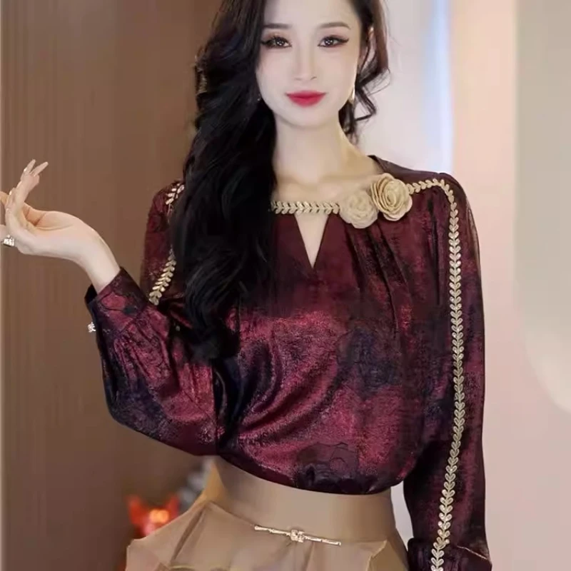Primavera otoño mujeres bordado apliques flor vino rojo Top camiseta, ropa de mujer suelta manga completa Tops camisas