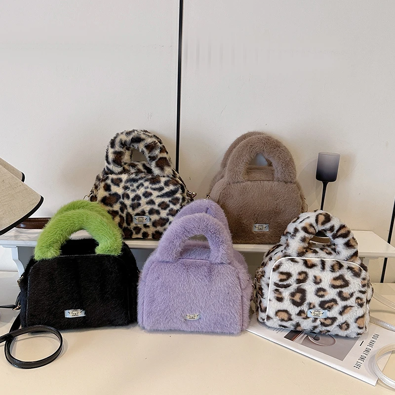 حقيبة يد صغيرة العلامة التجارية مصمم فو الفراء حقيبة لينة أفخم حقيبة كتف الشتاء بولسا الأنثوية 2025 جديد رقيق Crossbody محفظة الهاتف #5