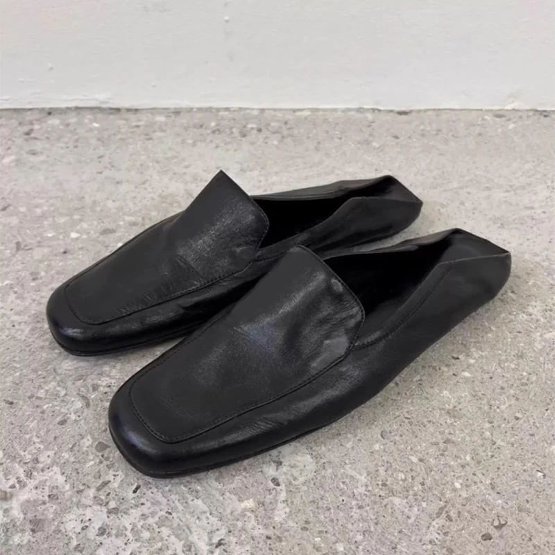 

2026 Men's Black Square Toe Slip On Closed-Toe Slippers Square Toe Flat Loafers Casual Mules Shoes for Men Daily Wear