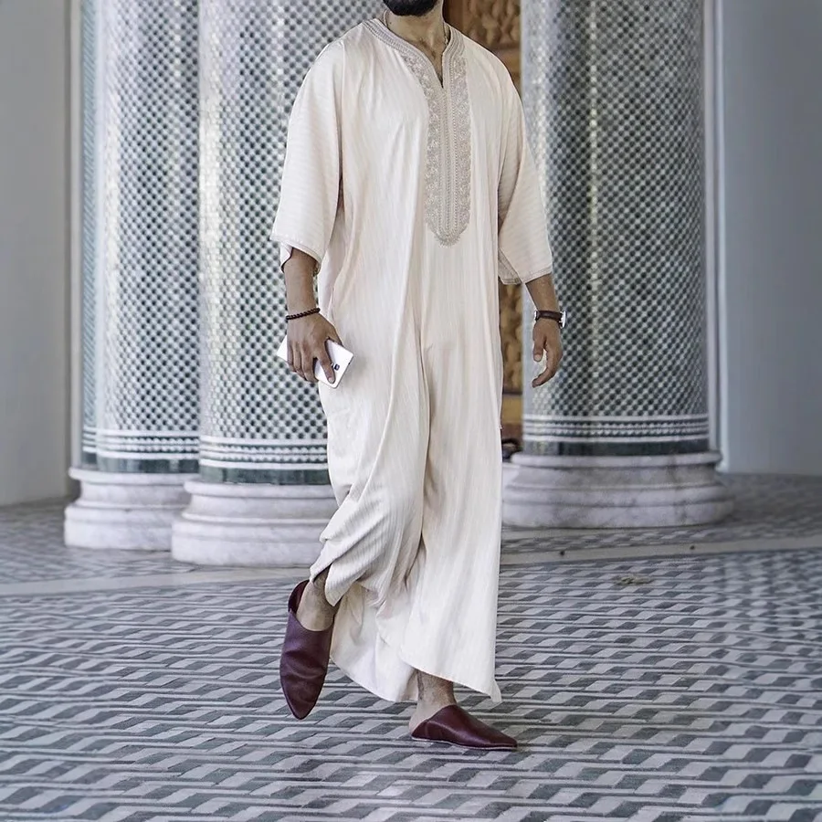 

Spring Independent Station Ethnic Style Loose Casual Embroidered White Robe Linen Short Sleeve Men's Fashion Casual Wear