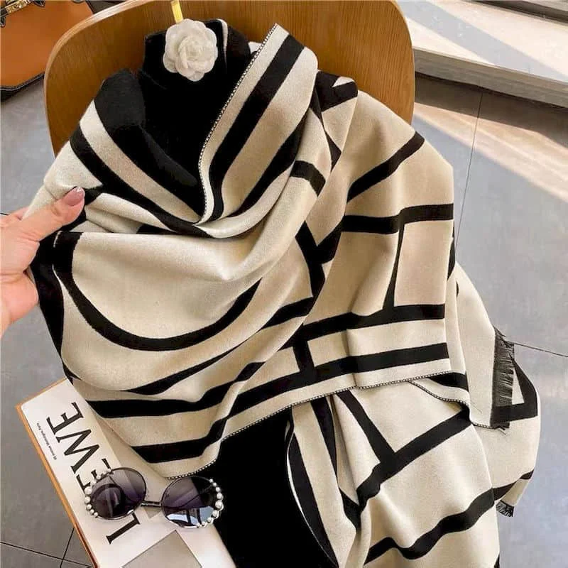 Scarf Women Luxury Vintage Striped Design Cashmere-like Female Scarf Korean Style Knitted Winter Pashmina Shawl 