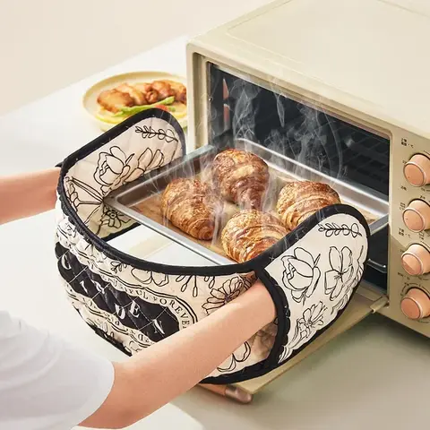 1pc Heat-Resistant Gloves Thickened One-Piece Insulated Baking Tools High Temperatures Specialized for Ovens and Microwaves