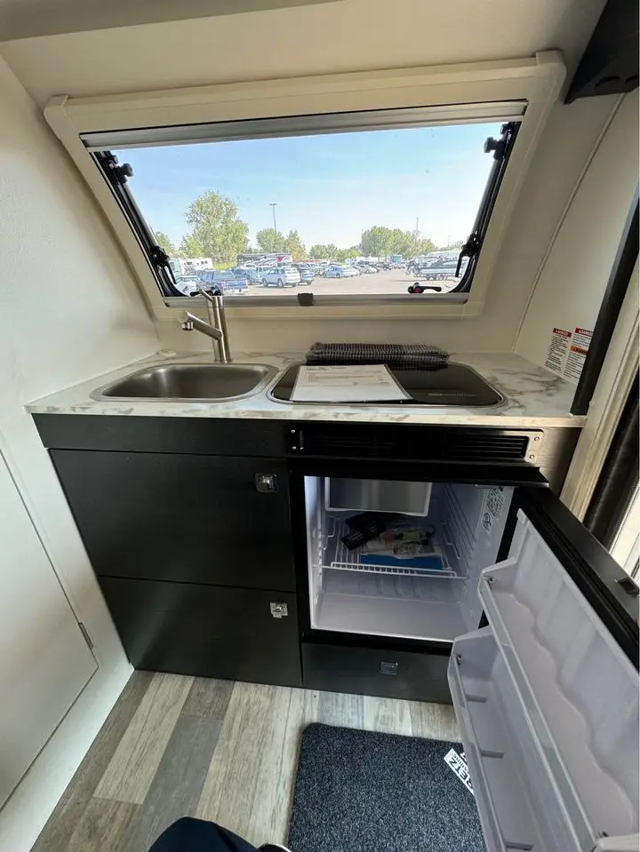 Lightweight Aluminum Honeycomb Panel Waterproof Fireproof Custom Aluminum RV Furniture RV Kitchen Cabinet With Drawer