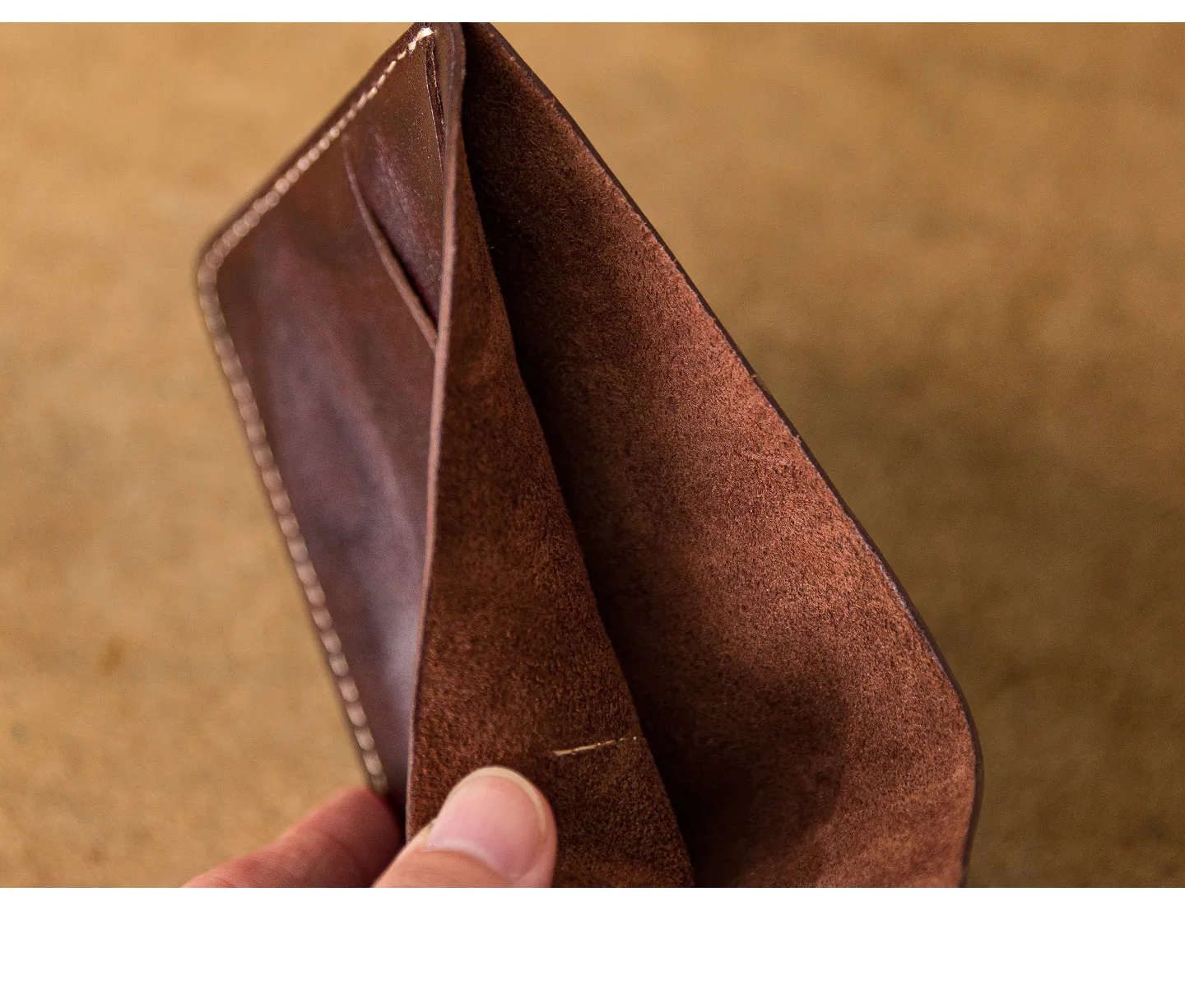 PNDME einfache Vintage-Geldbörse aus hochwertigem Rindsleder der ersten Schicht für Herren, luxuriöse, handgefertigte Geldbörse aus echtem Leder mit Ausweishalter – Detail 8
