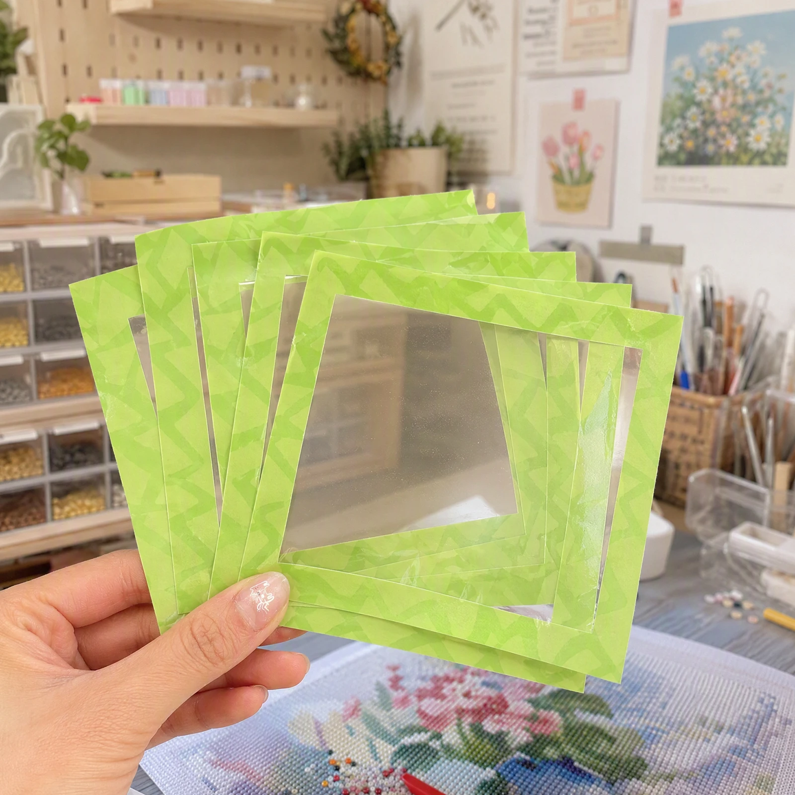 Diamond Painting Tools Cover Paper 30pcs 10x10cm Reusable Non-stick Release Film 6 Patterns Workspace Organizer Film