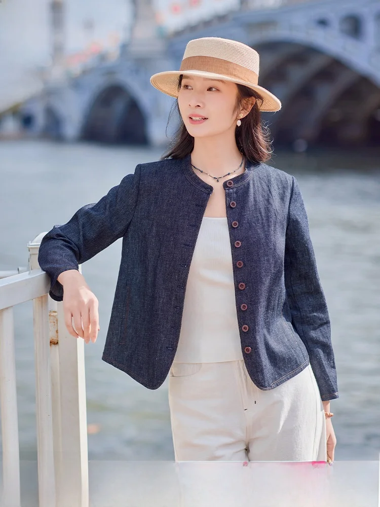 

Красная хлопково-льняная куртка-жакет женская повседневная весна 2025: новая модная модель с длинными рукавами, на пуговицах, с воротником-стойкой