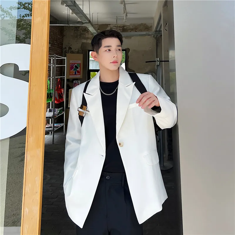 

Повседневный белый костюм с контрастными металлическими элементами синего цвета, украшенный декором, в корейском стиле, для молодежи, модный топ.