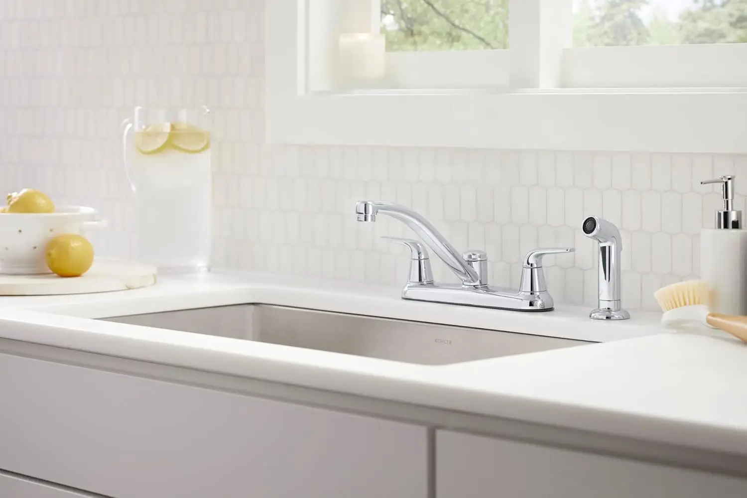 Swing Spout Jolt Kitchen Faucet Polished Chrome Finish, High-Quality Water Tap for Modern Home Kitchens