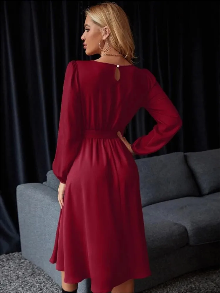 Robe mi-longue en satin pour femme, manches lanterne, dos troué, taille à lacets, col rond, manches longues, nouvelle mode, été