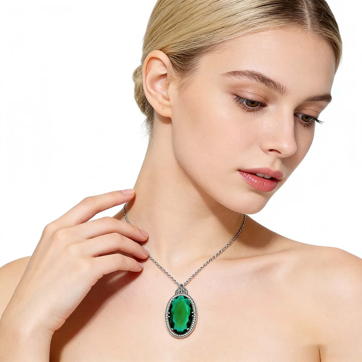 

SDOOU Sterling Silver 925 Oval Emerald Gemstone Pendant Necklace Chain For Lady Gift Wedding Engagement Party Jewelry 2026 New