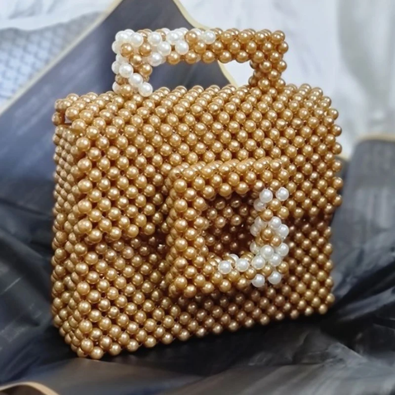 

Оптовая продажа, сумка из бисера, новый нишевый дизайн, универсальные женские маленькие квадратные сумки, милая сумка для девочек, настраиваемая сумка ручной работы