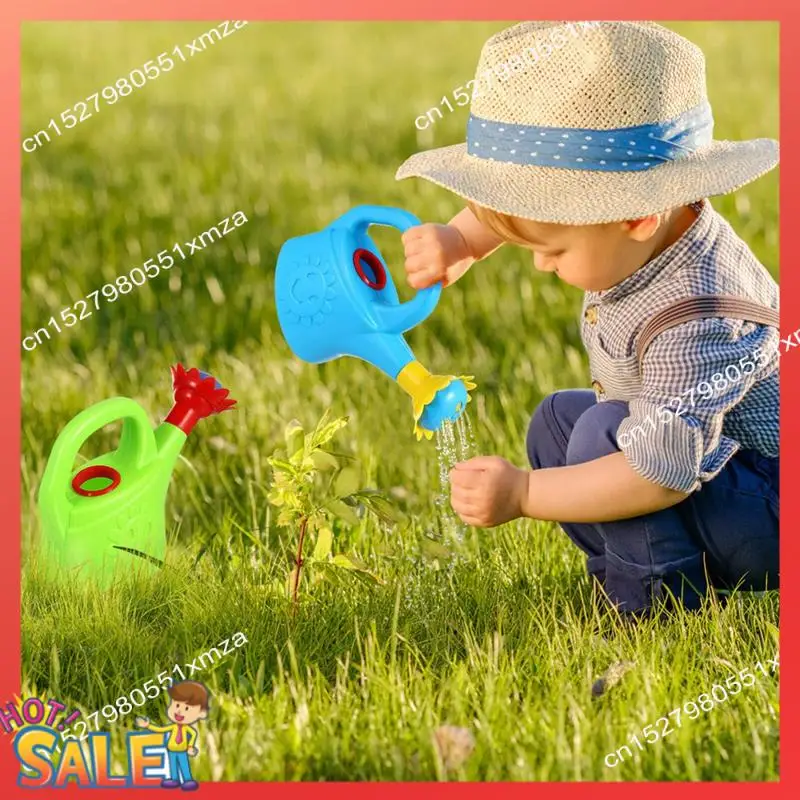 ABCL 4PCS Plastic Watering Cans Chicken Watering Garden Play Watering Cans Kids Beach Bath Watering Cans Random Color Durable