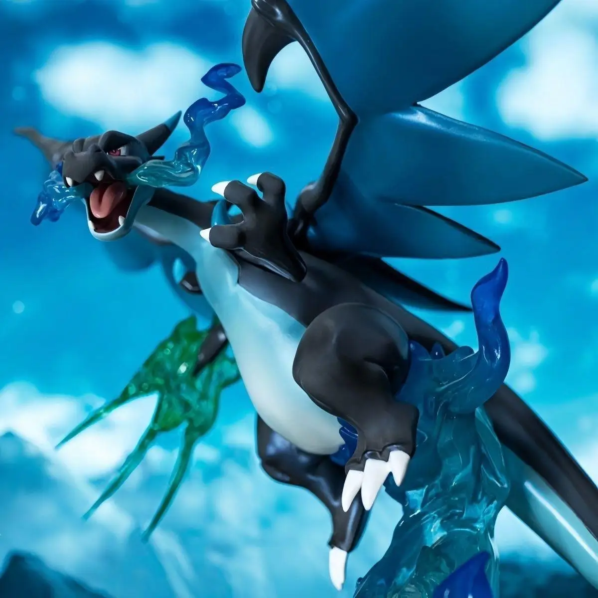 Figurka akcji Pokemon Charizard, uroczy elf, dekoracja na biurko, model, zabawka dla dzieci, prezent urodzinowy