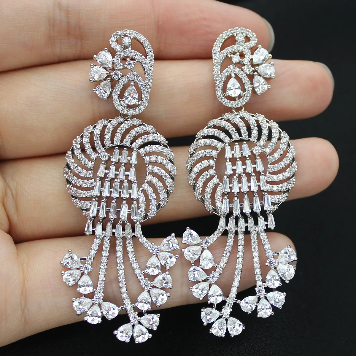 

Cubic Zirconia Luxury Earrings for Women Long Big Dangle Earrings for Evening Party Wedding Jewelry Female Gift