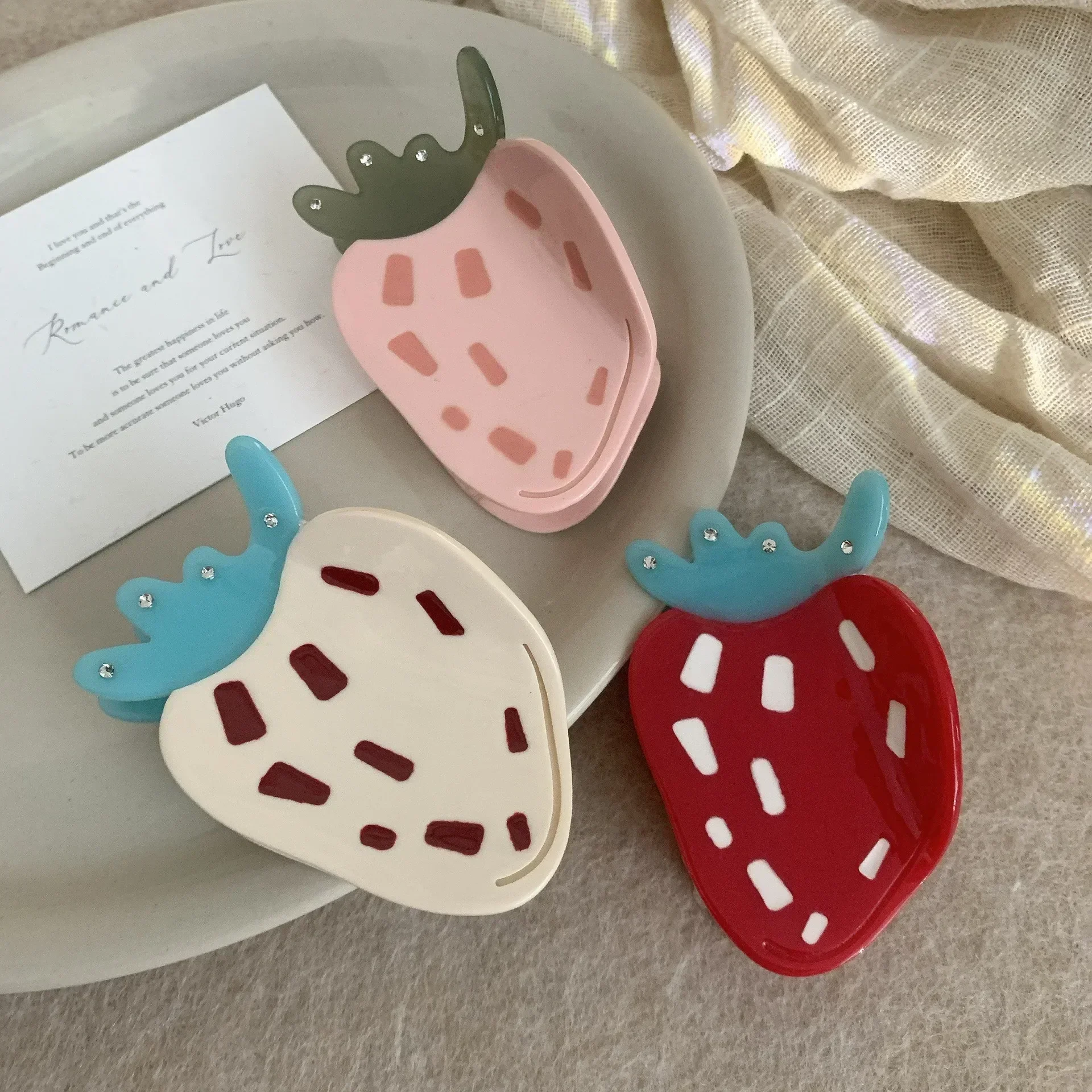 BYL New Fruit Strawberry Series Hair Clips Acetate Hair Claw Sweet Cute Fun High End Design Crab Clip Women's Hair Accessories