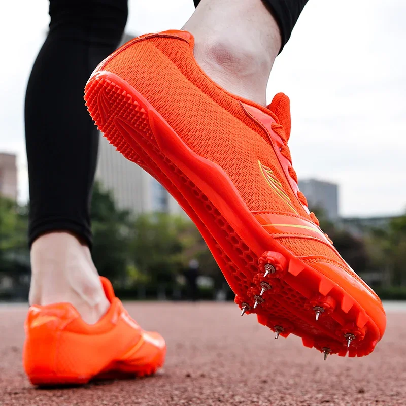 2024 nuevos zapatos de campo de pista de Sprint, zapatillas de deporte con pinchos de talla grande 35-46, zapatillas de correr de Sprint para mujeres, zapatillas transpirables para hombres al aire libre