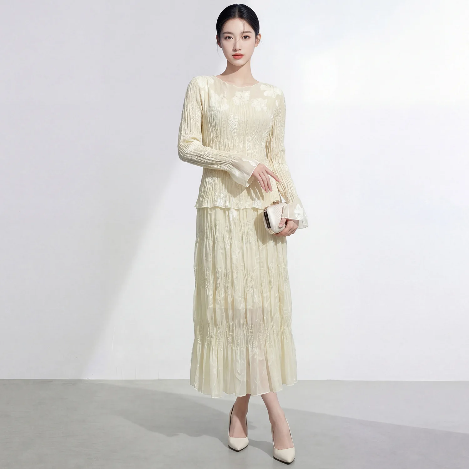 

Miyake Women's Elegant 2 Pieces Solid Color Embroidered Lace Lined Long Sleeve T-Shirt High Waist Folding Fashion Casual Skirt