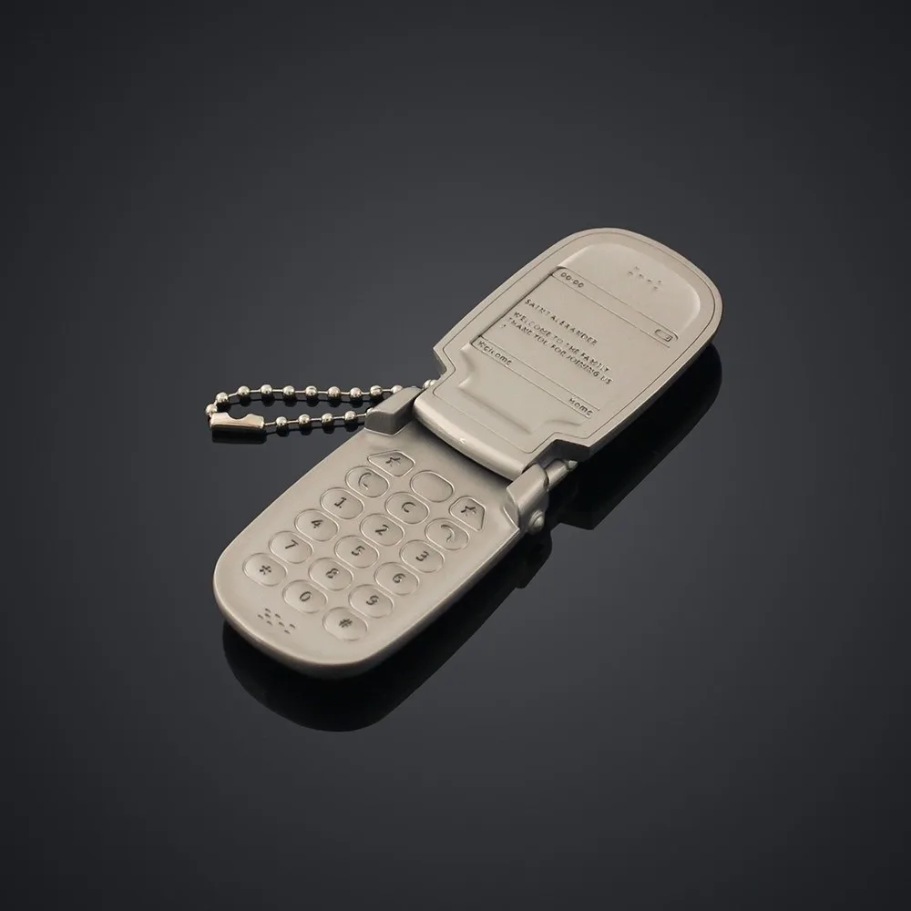 Alloy Flip Phone Keychain Retro Y2K Mini Phone Model Pendant Goth Grunge Hanging Foldable Phone Shape Key Ring
