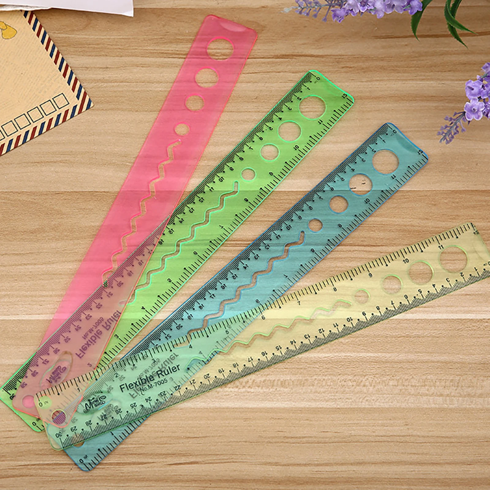 

4Pcs Soft Measuring Ruler Drawing Tool Flexible Clear Ruler for Straight Wavy Lines Circles Wear Resistant Portable Student
