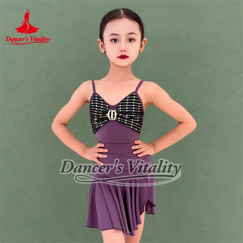 ชุดเต้นลาตินแบบสองชิ้นสำหรับวัยรุ่น แขนกุด สายเดี่ยว ปรับระดับสายคล้องไหล่ได้ เหมาะสำหรับการแข่งขันและการแสดงชุดเต้นชาชา แซมบ้า