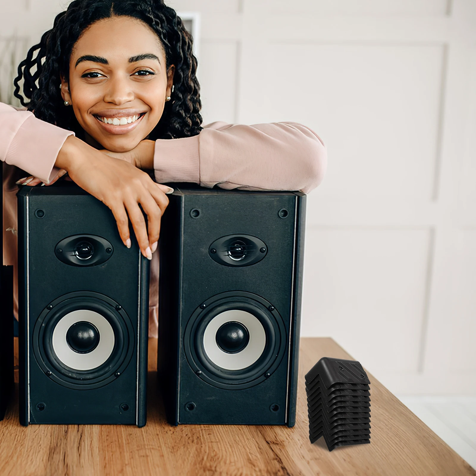 12 قطعة من واقيات زوايا مكبر الصوت البلاستيكية السميكة لخزانة معدات الصوت وحواف التعبئة والتغليف