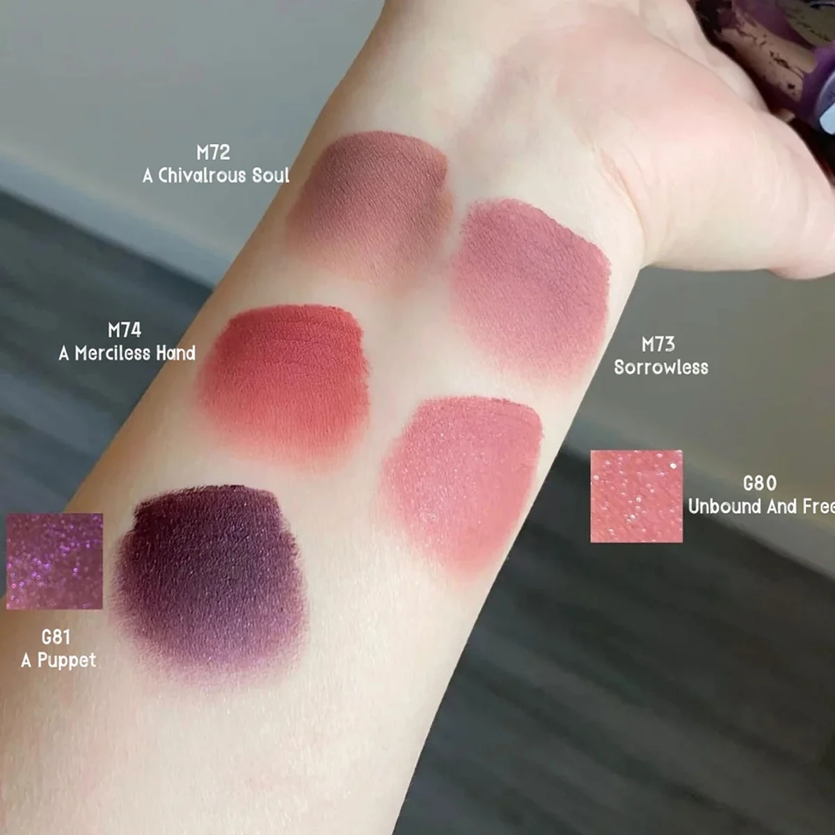 Girlcult Love Whisper Matte Lip Stain (M72-G81)، مصبوغ بدرجة عالية وتدوم طويلاً، Jianghu (فن الدفاع عن النفس الرومانسية) موضوع، مكياج الحفلات