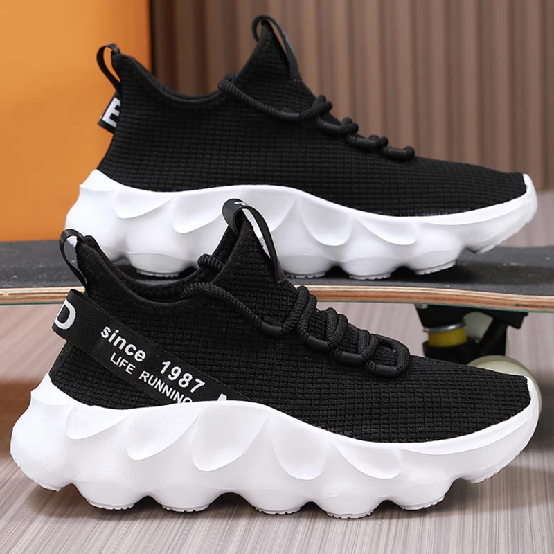 

Men's Large Size Outdoor Hiking And Running Shoes Comfortable Casual Versatile Fashionable Sports Shoes for Couples Training