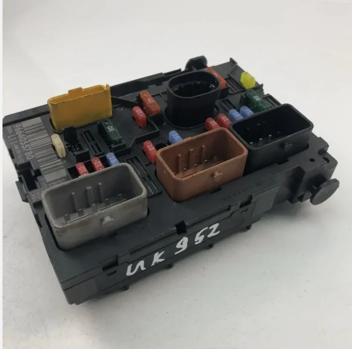 

Used Original Fuse Box Control Unit Assembly Bsm-l11 9664055780 6500fh For Peugeot 307 Citroen C4 Low Configuration peugeot