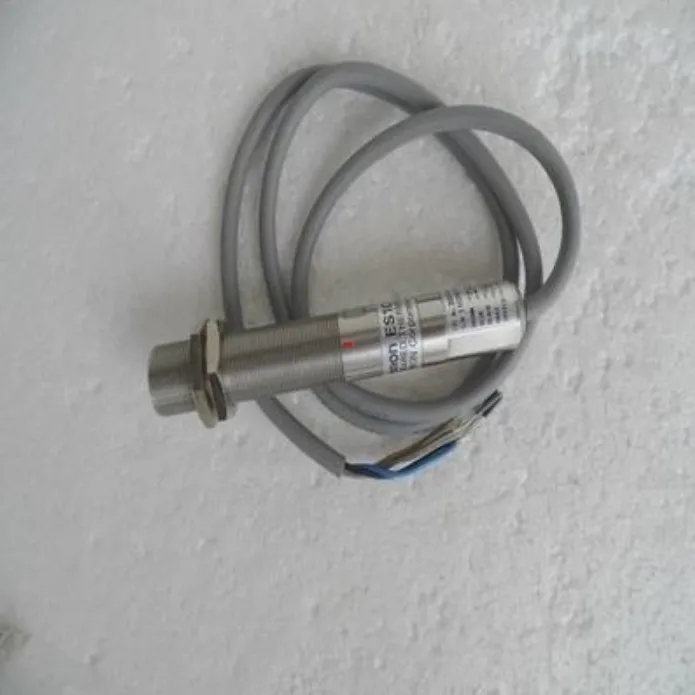 ES1C-A40 Sensor Suhu Industri