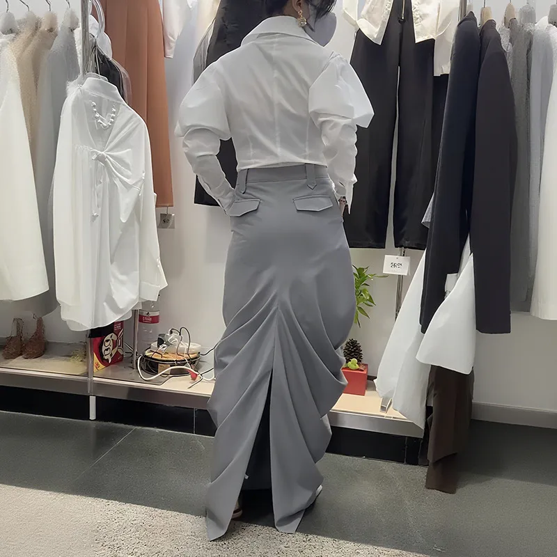 [EWQ] Elegant High Waist A-line All-match Clothing Minimalist Office Women's Fold Skirt Bottom Slit Design Skirts 2025 Autumn