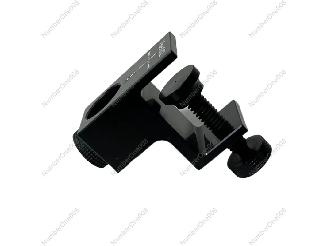 

Зажим для наружного освещения