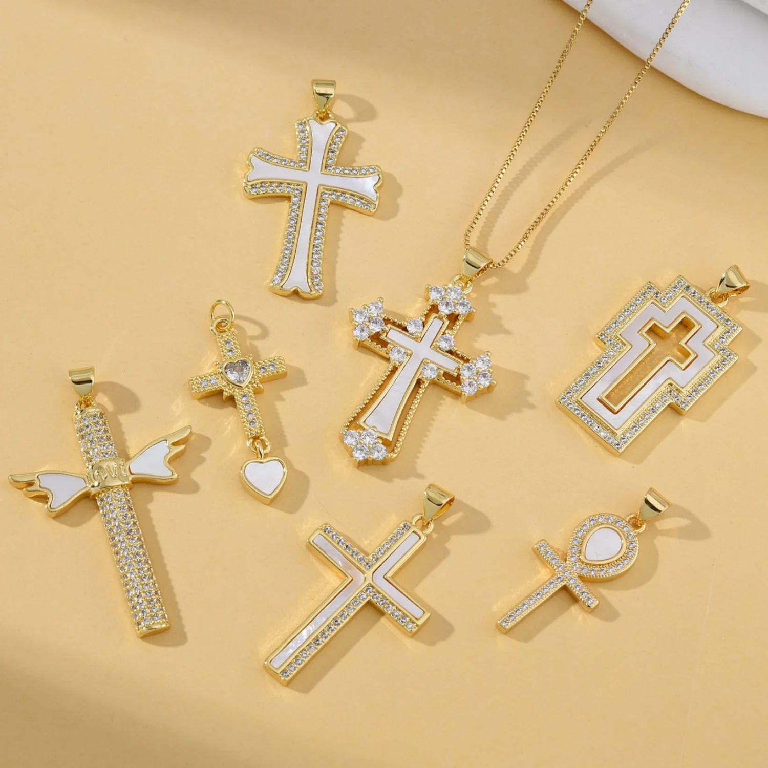 5pcs Europe and The United States Natural Shell Cross Necklace Pendant Accessories DIY Jewelry Making Materials Wholesale