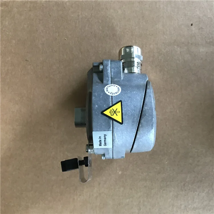 

Совершенно новый инвентарь 2025 года, инкрементальный энкодер «Германия» ES7R/EV7R OG73 RN 1024 13642707, новый оригинальный подлинный продукт на складе