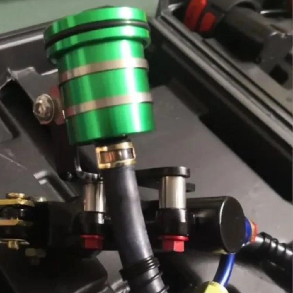 

Motorcycle Accessories For yamaha YZF FOR Ducati 848 1198 Universal Brake Fluid Reservoir Clutch Tank Oil Fluid Cup For suzuki