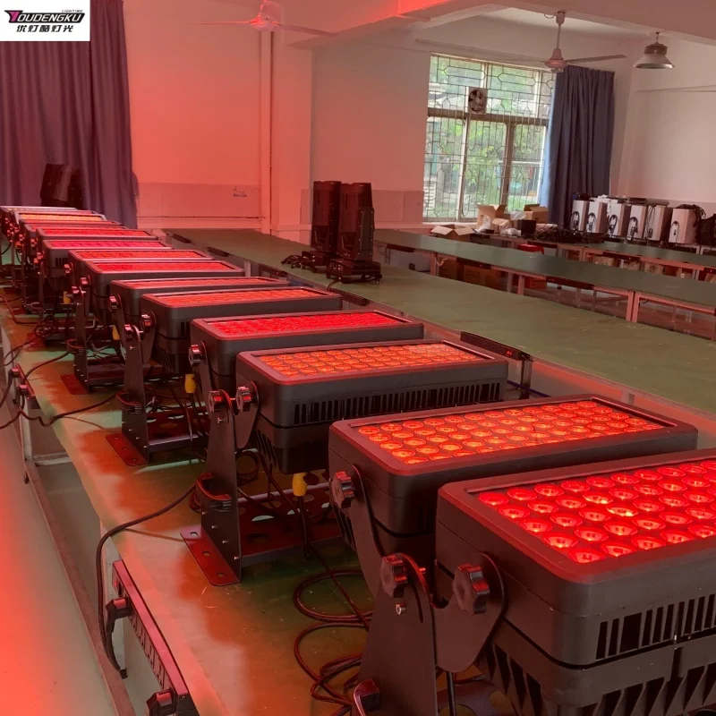 

1 piece with flycase outdoor waterproof led city color 120*10W RGBW outdoor ip65 led wall washer light