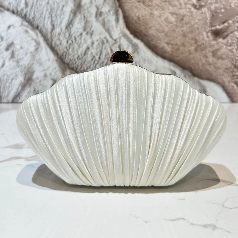 

Женский уникальный изысканный вечерний клатч, гламурный, стильный, гладкий, простой, изысканный, шикарный, элегантный, шелковистый, стильный для ужина