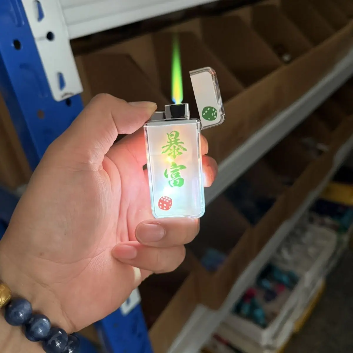 Stylish Poker Spade A Lighter with Colorful LED, Windproof Green Flame Torch Refillable Gas Lighter as a Cool Gift for Boyfriend
