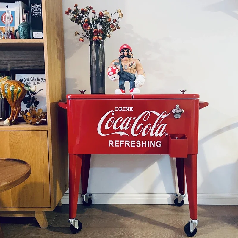 Auto isolata per esterni Coca Cola in stile americano, carrello piccolo, scatola portaoggetti, frigorifero a spinta manuale da campeggio, armadietto