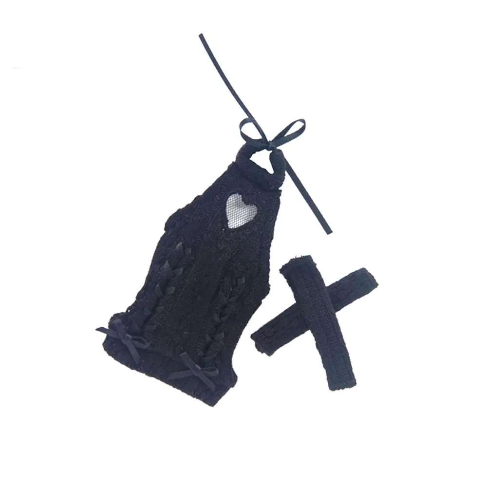 

Подходит для кукол Blyth Azone OB22 OB24 ростом 28 см. Модное платье-свитер.