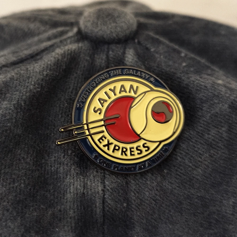 Anime-related clothing and accessories fly out of the future, fun mixed brooches, English art, anime collection badges, clothes,