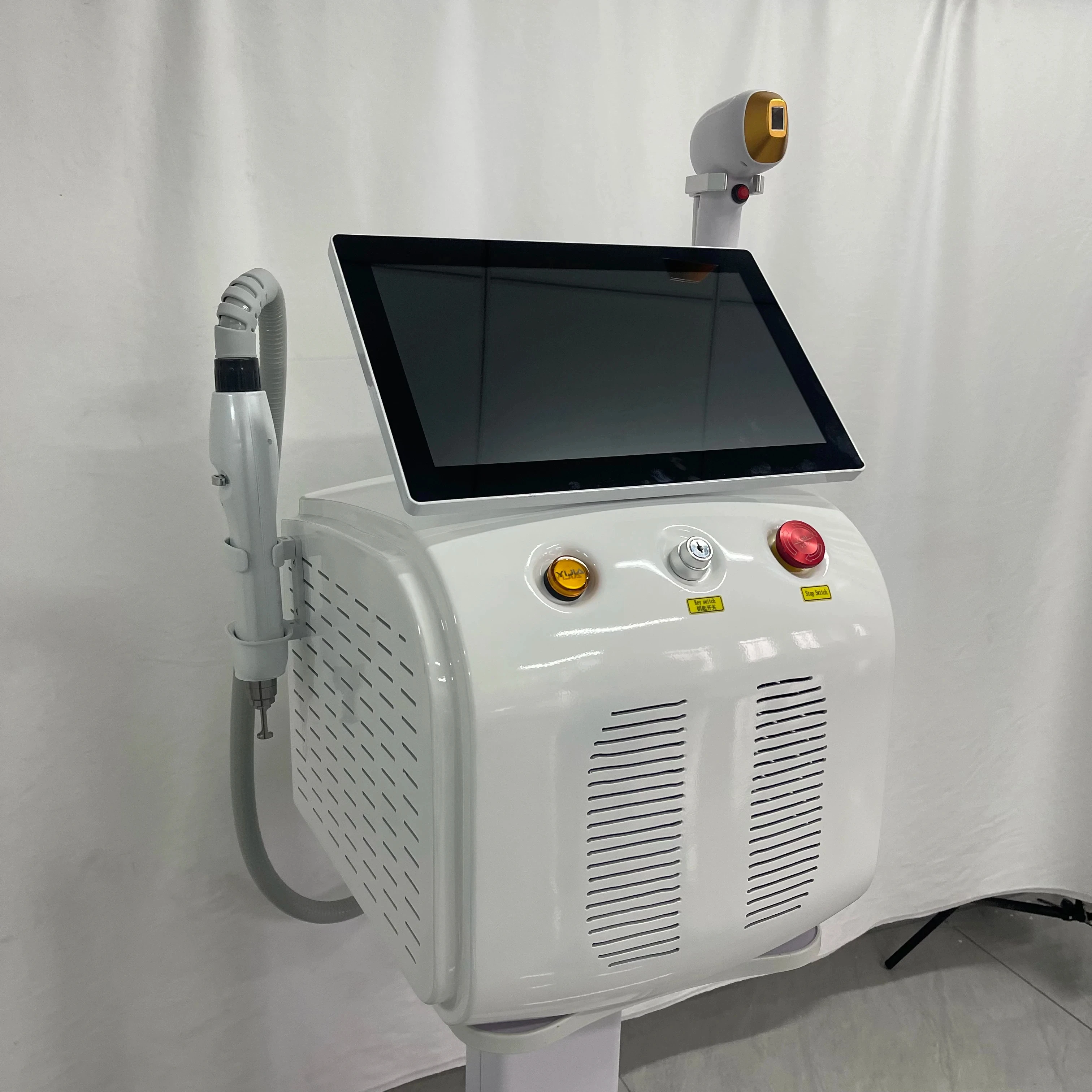 Diode Laser Hair Machine And TattooNew High Quality NEW 2in1 808 DiodeLaser Hair Removal DepigmentationRemoval Machine