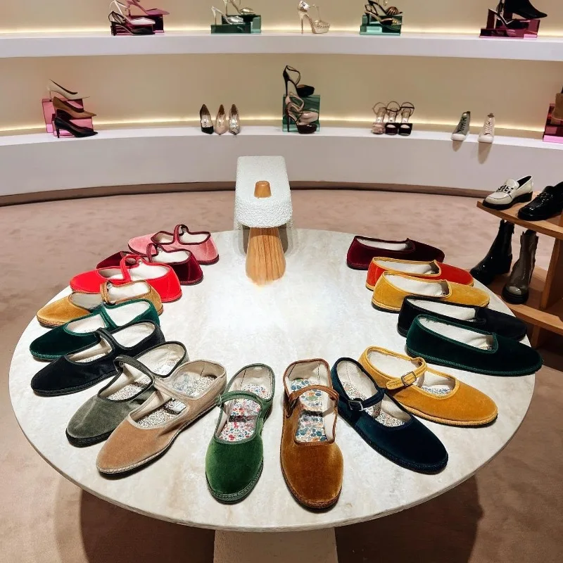 Retro Women's Mary Jane Shoes Handmade Suede Casual Shoes for Woman Exquisite Lolita Flat Shoe Designer Shoes Zapatos De Mujer