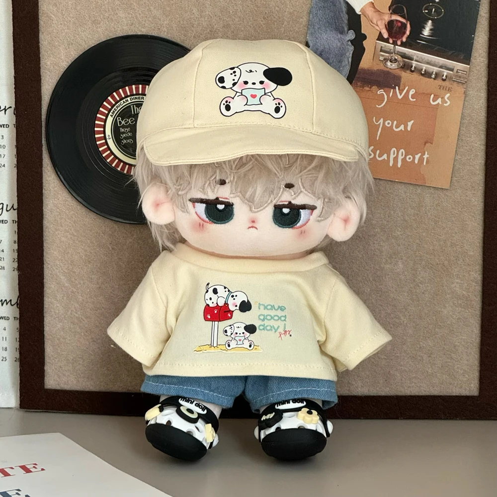 

Комплект из 2 предметов: хлопковая одежда для куклы-собаки 20 см, футболка и модные джинсовые шорты. Детский подарок.