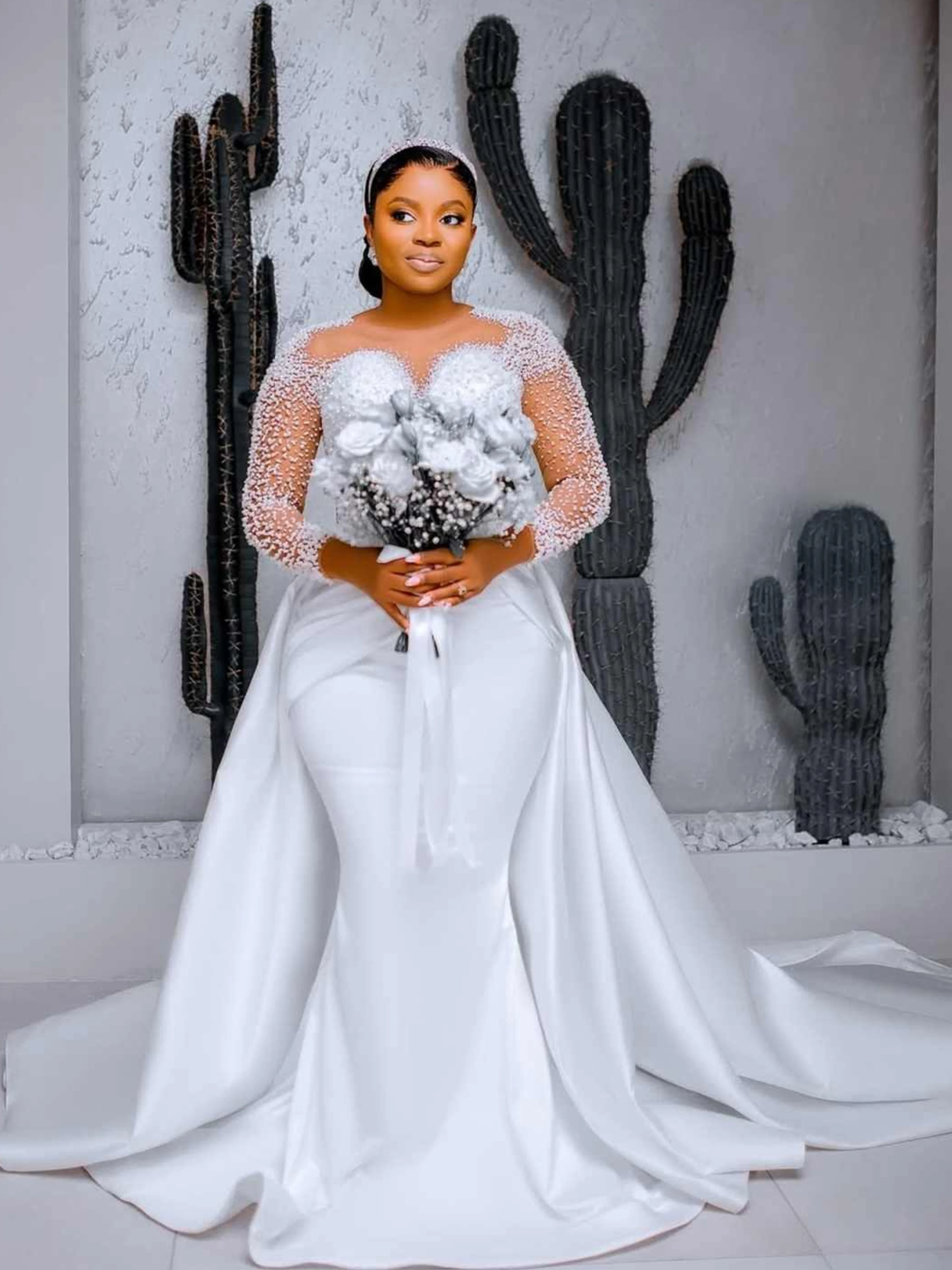 African O-Neck Wedding Dresses Sparkling Pearl Detachable Train Robe Long Sleeve Luxury Bridal Dress Vestido De Novia Customized