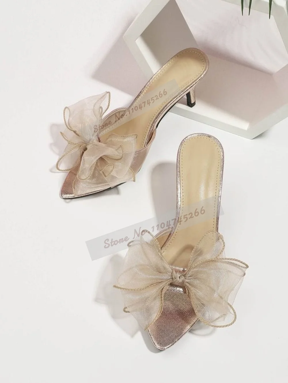 Mules à talons hauts avec nœud papillon en maille d'air Champagne, pantoufles modernes à bout pointu en or clair avec gros nœud papillon, sandales d'extérieur à enfiler