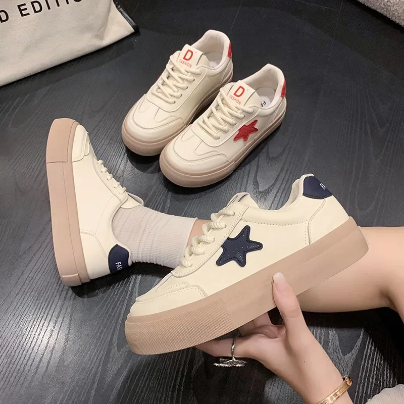 Women White Vulcanized Shoes Spring Autumn Fashion Star Lace Up Flats Tennis Sports Shoes Female Casual Platform Sneakers