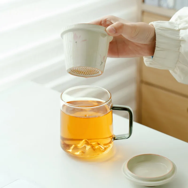 

Creative Ceramic Hand-drawn Flower Pattern Teacup, Household Office Items Porcelain Filtered Tea Water Separation Glass Mug, 1Pc