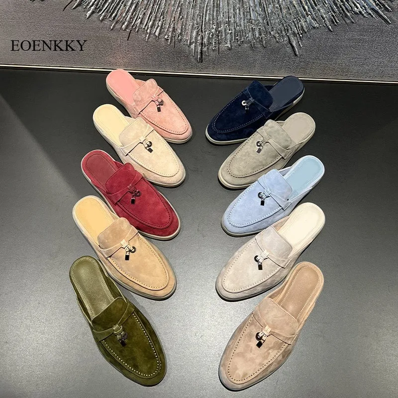 Sandales d'été pour femmes EOENKKY 2026 à bout ouvert avec franges et boucle, mules plates à enfiler